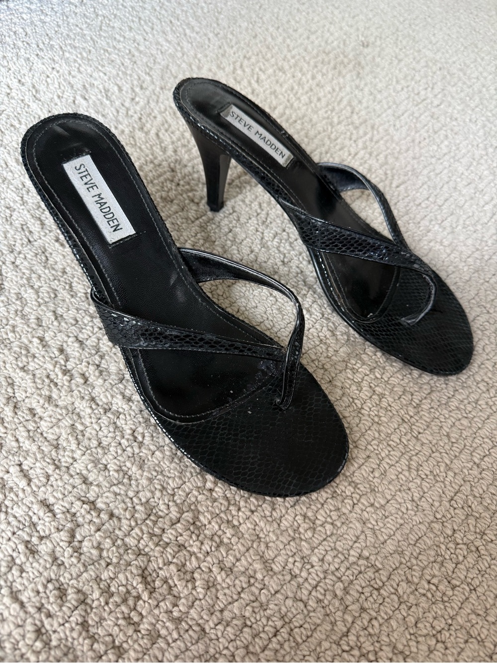 Vintage y2k Steve Madden heeled sandals
